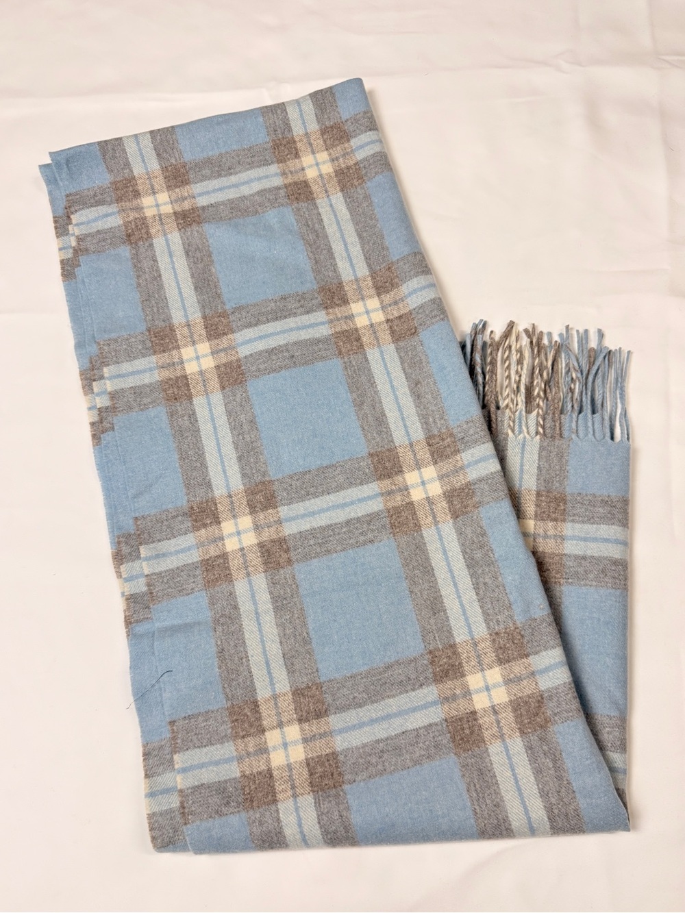 Vintage Pendleton Light Blue Plaid 100% Virgin Wool Fringe Scarf Winter 23 X 74